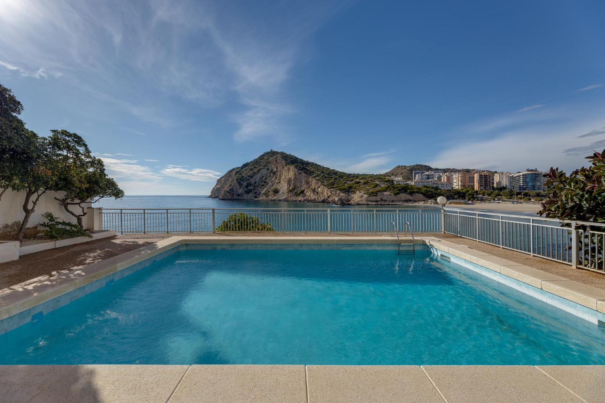 Europa Club Apartment, La Cala De Finestrat, Benidorm, Next To The Beach, Ground Floor, Air Cond Exterior photo